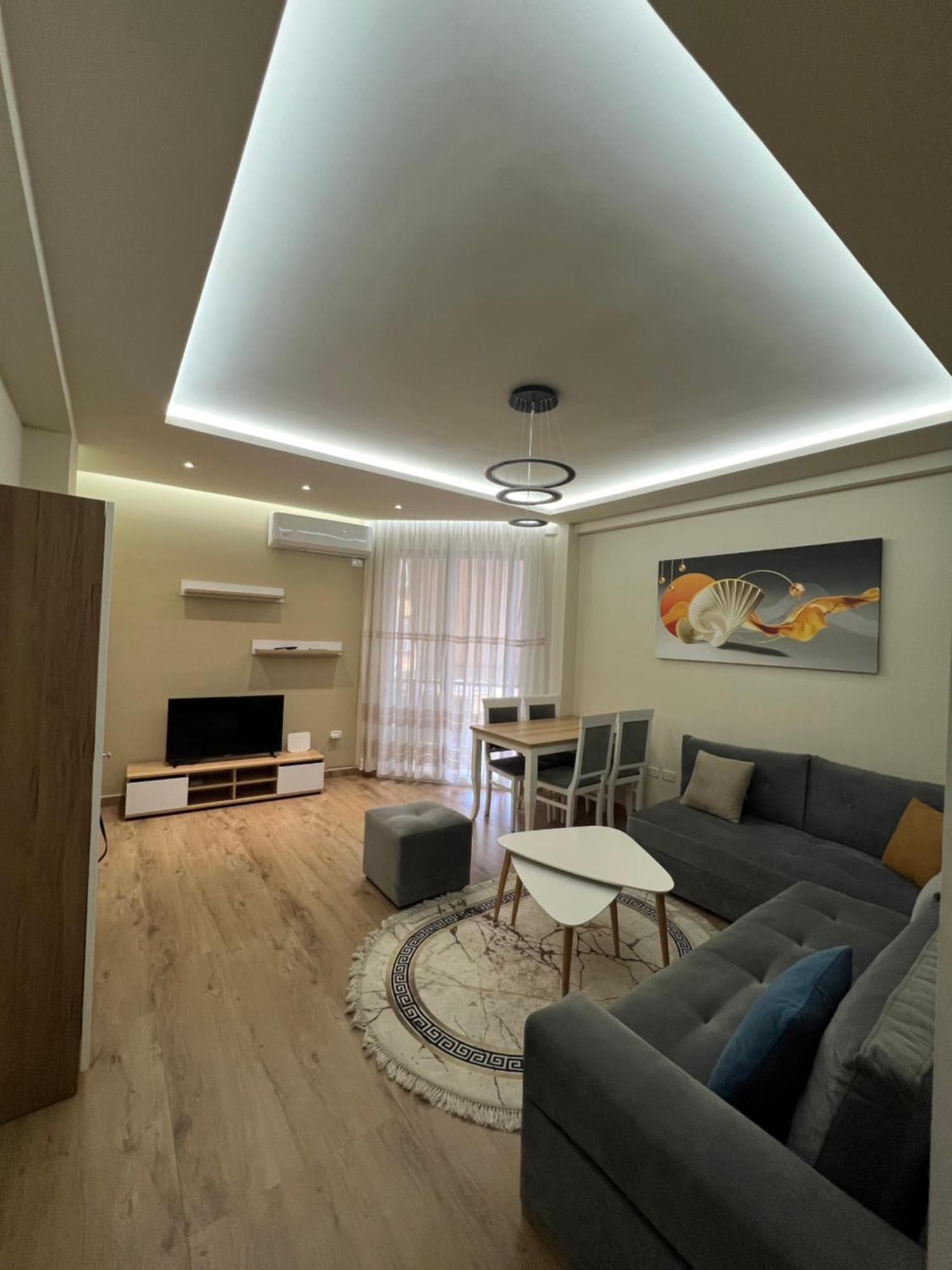 Condor Center Luxury Apartment ティラナ エクステリア 写真