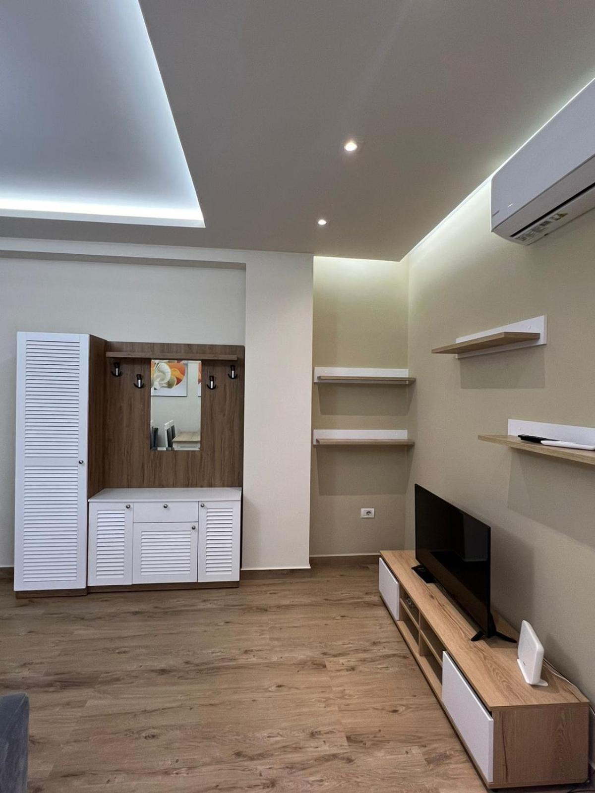 Condor Center Luxury Apartment ティラナ エクステリア 写真