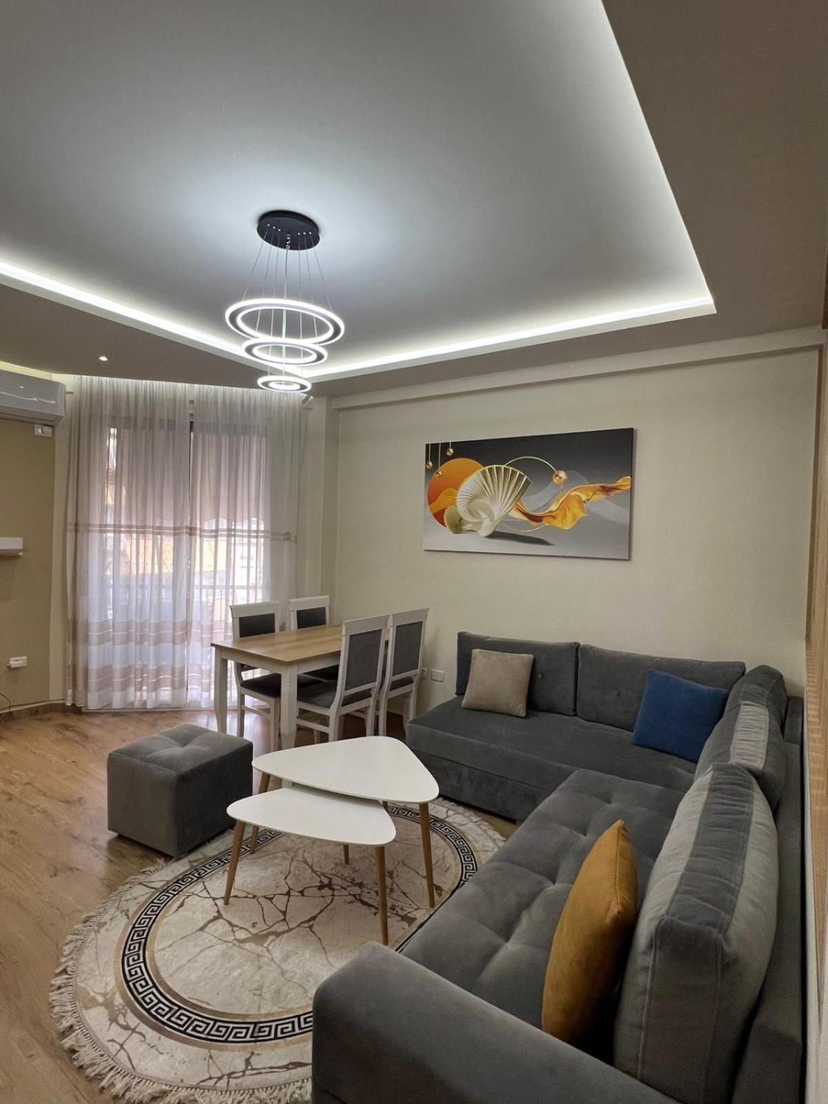 Condor Center Luxury Apartment ティラナ エクステリア 写真